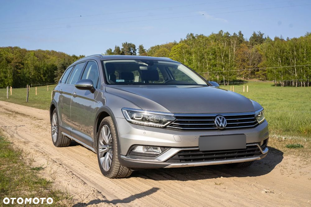 Volkswagen Passat 2.0 TDI Bi-Turbo BMT 4Mot Highline DSG - 3