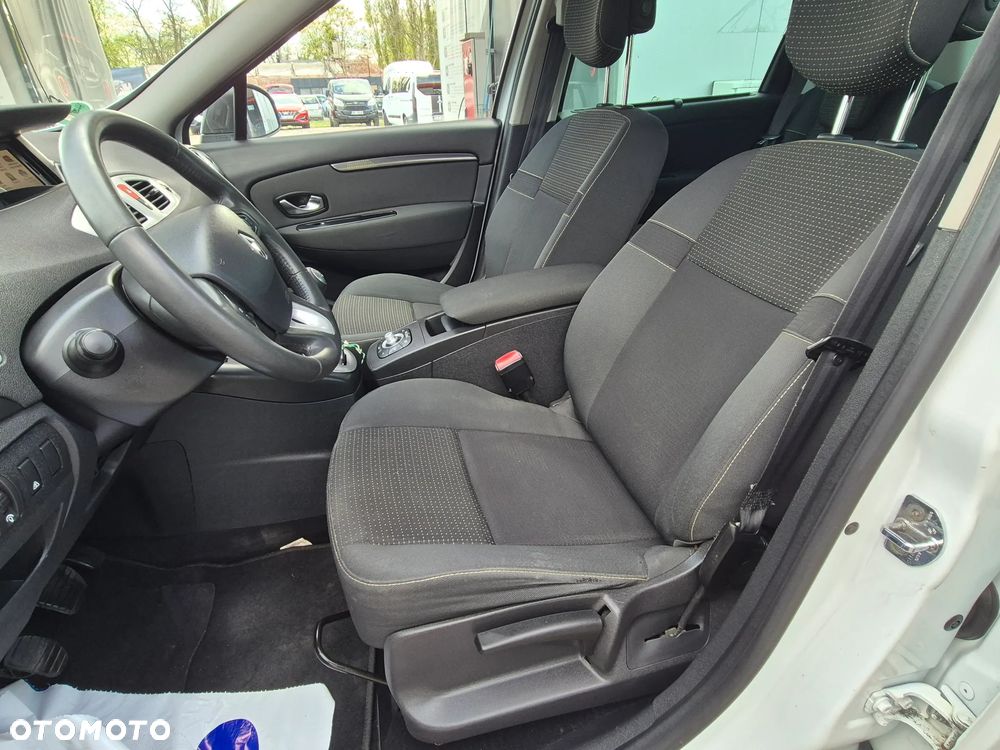 Renault Scenic 1.5 dCi Emotion - 24