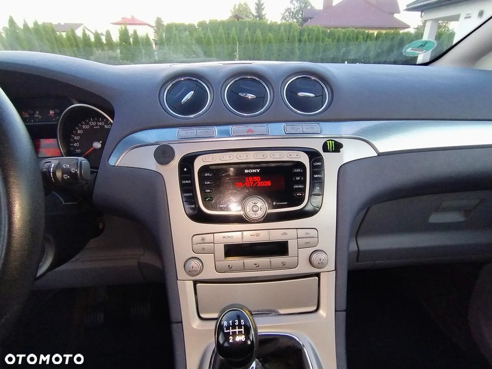 Ford S-Max 2.0 TDCi Ambiente - 13