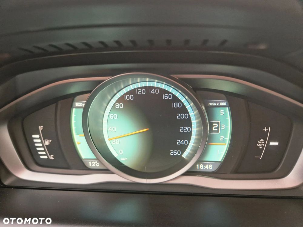 Volvo XC 60 D3 Kinetic - 22