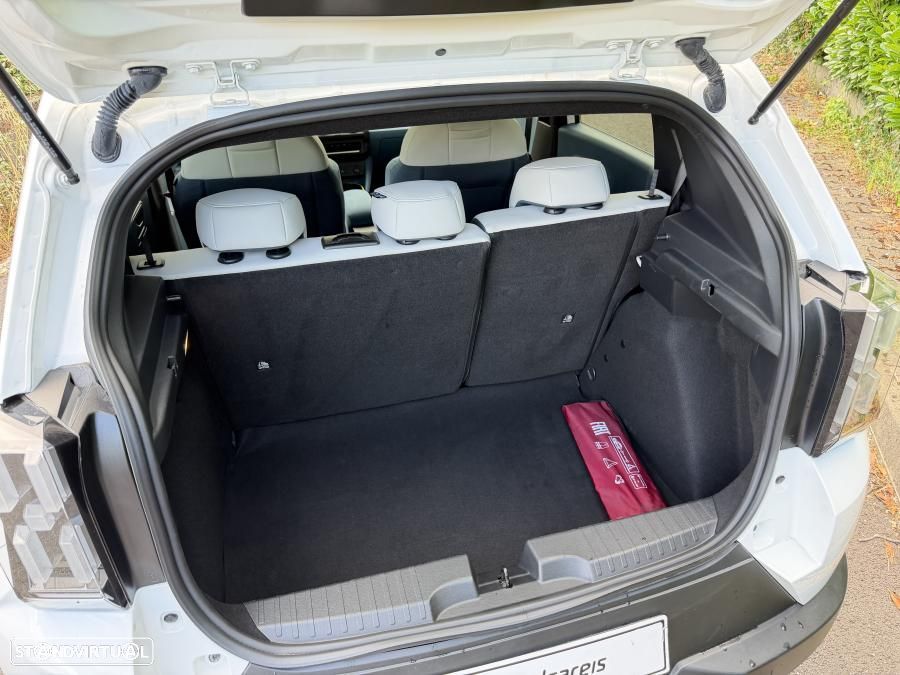 Fiat Grande Panda 1.2 Hybrid La Prima eDCT — fotografia 10