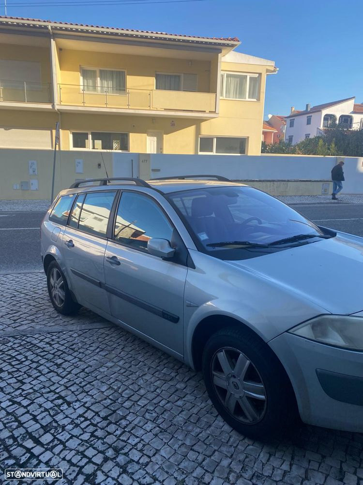 Renault Mégane Break 1.9 dTi Authentic - 11