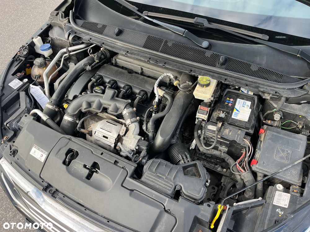 Peugeot 308 1.6 Premium - 14