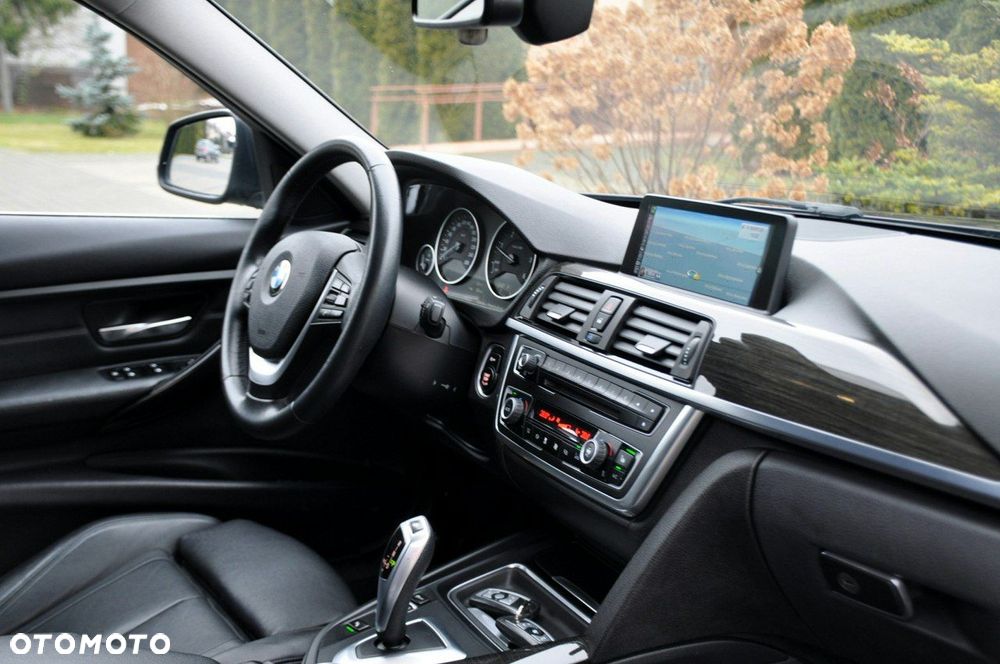 BMW Seria 3 - 18