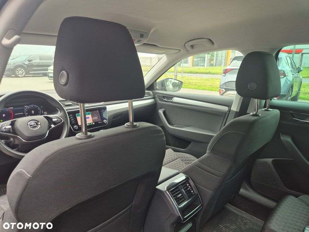 Skoda Superb 2.0 TDI SCR Ambition DSG - 21