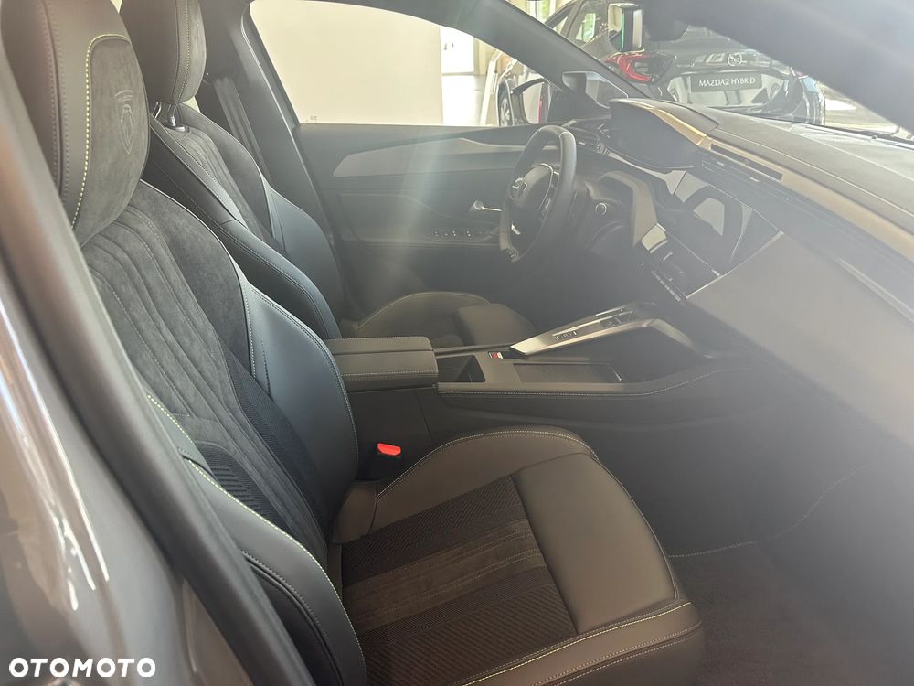 Peugeot 308 1.5 BlueHDi GT Exclusive S&S EAT8 - 18