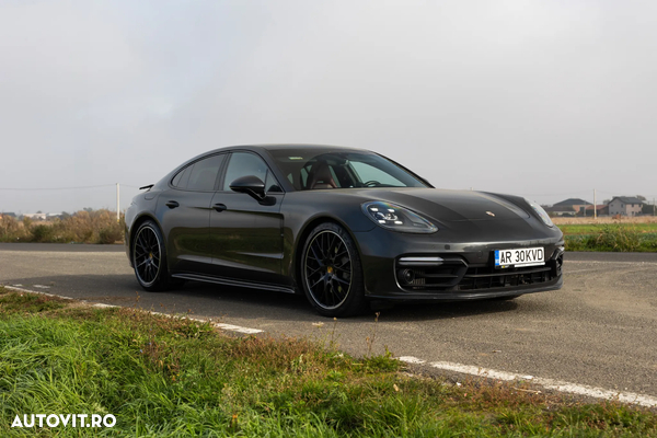 Porsche Panamera 4S