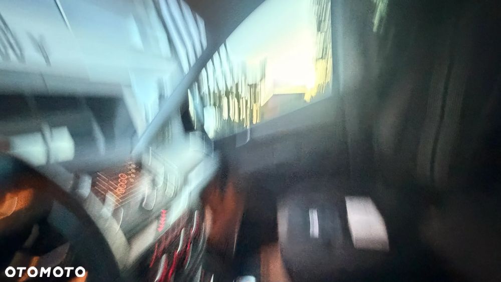 Volkswagen Sharan - 25