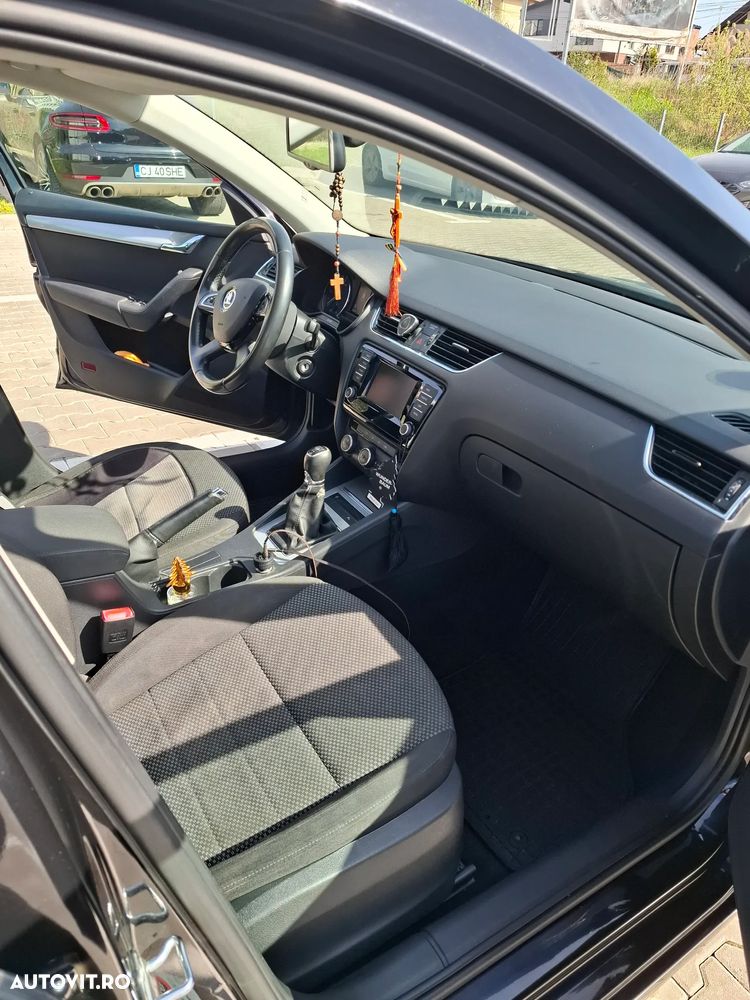 Skoda Octavia 1.6 TDI Edition - 7