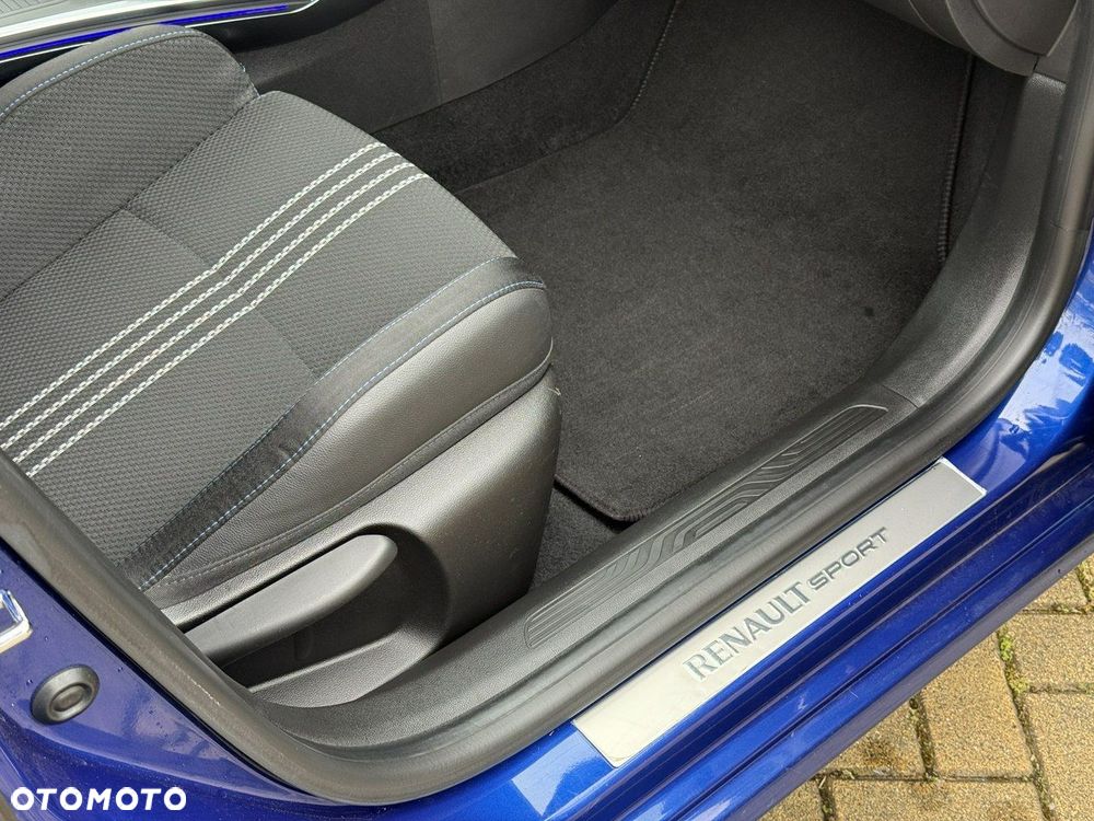 Renault Megane ENERGY TCe 205 EDC GT - 9