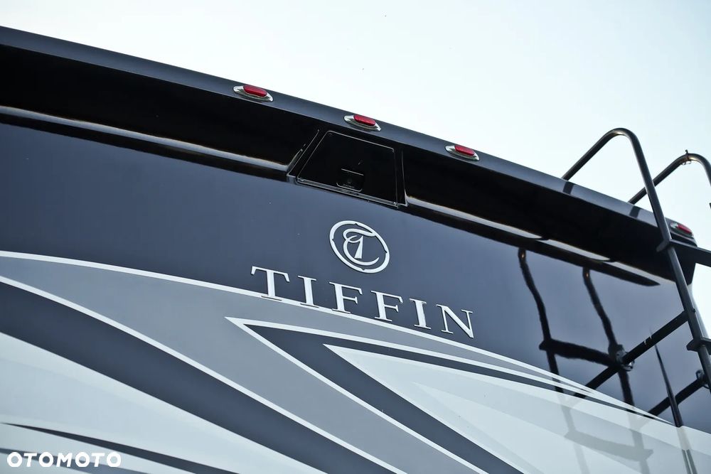 Ford F53 Tiffin - 10