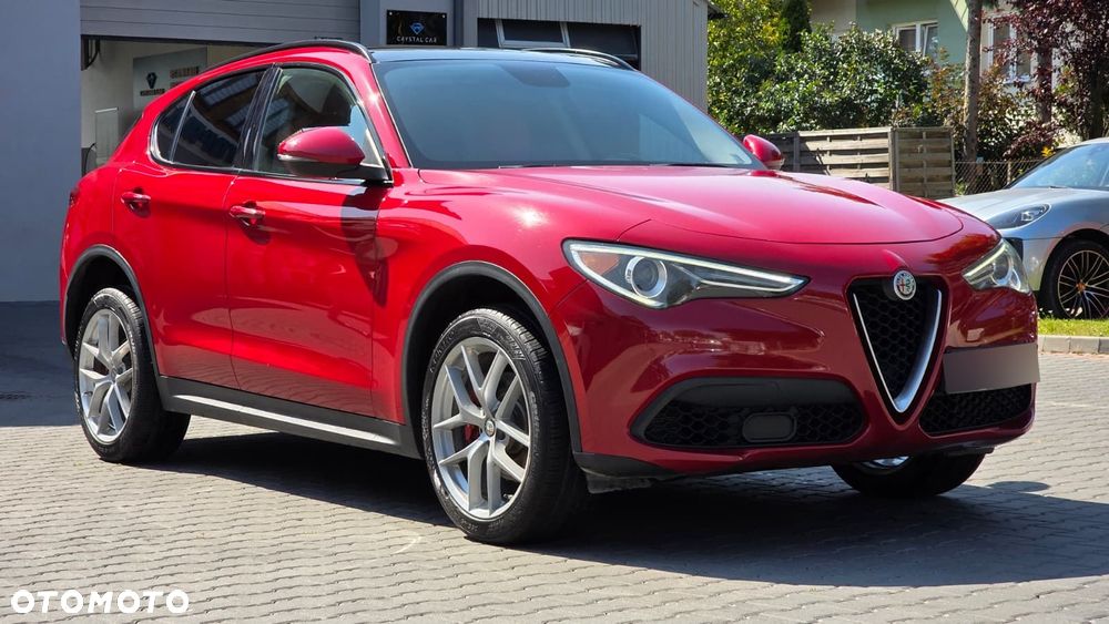 Alfa Romeo Stelvio 2.0 Turbo 16V AT8-Q4 Veloce Ti - 2