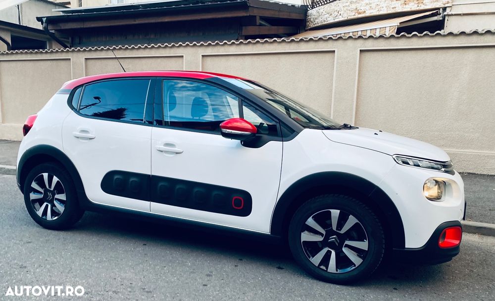 Citroën C3 1.2 PureTech BVM Shine - 9