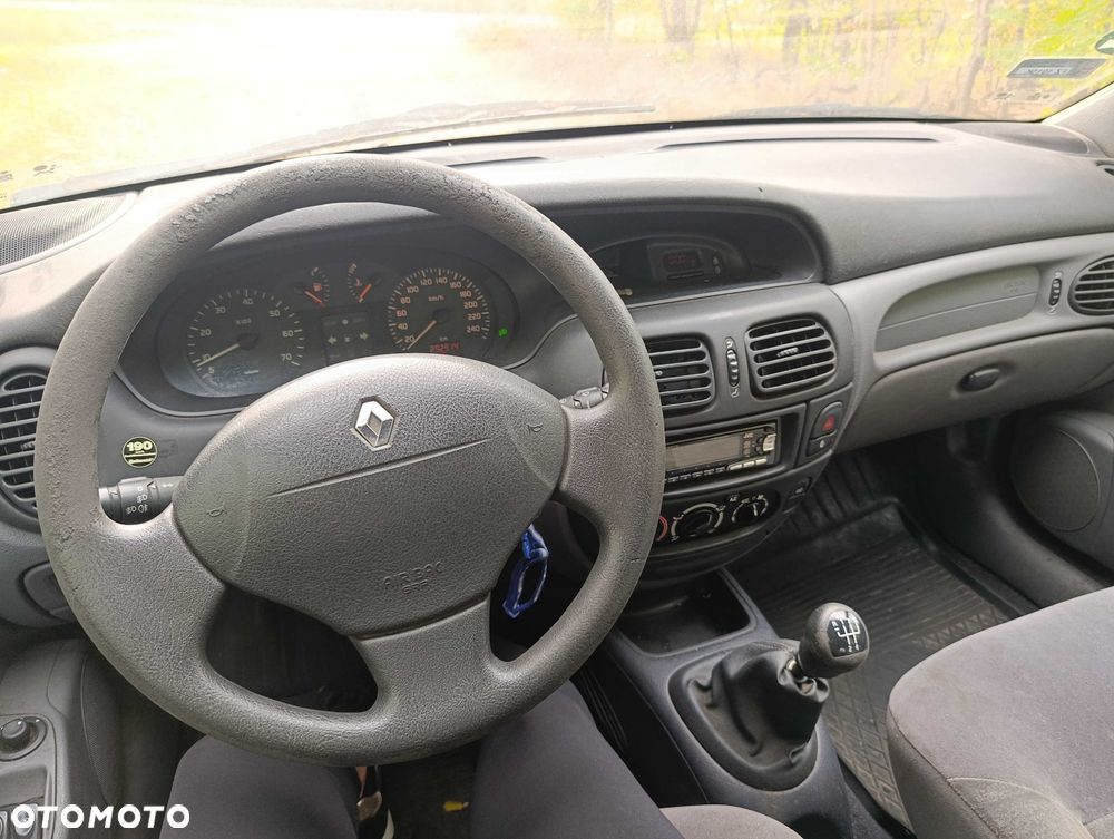 Renault Megane - 10