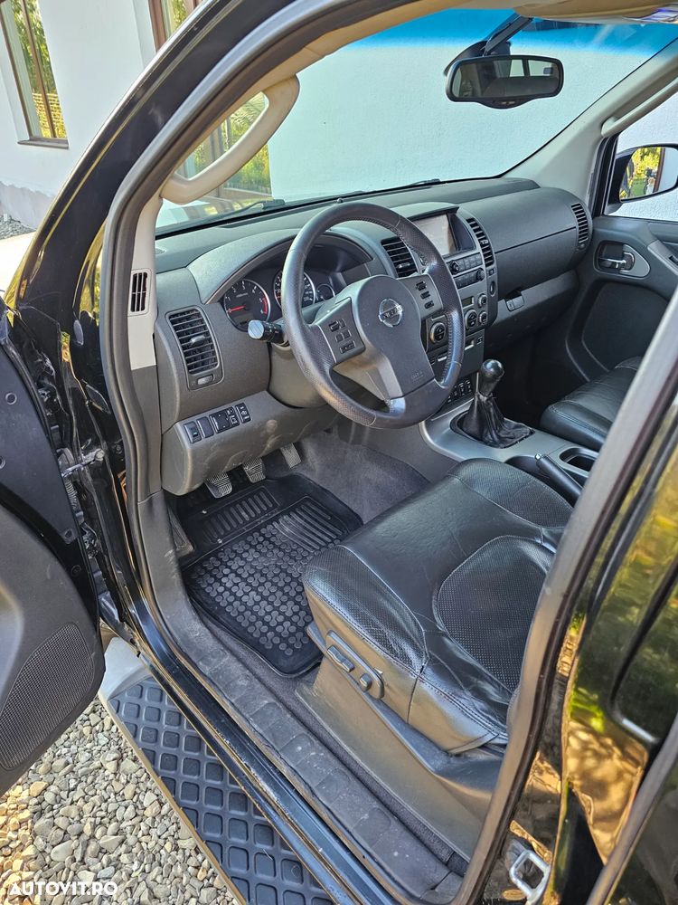 Nissan Pathfinder 2.5 dCi LE - 15