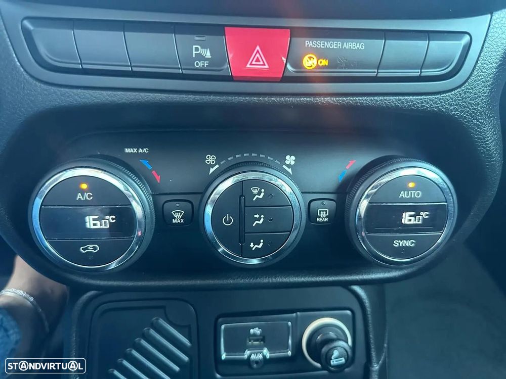 Jeep Renegade 1.4 MA Longitude - 26