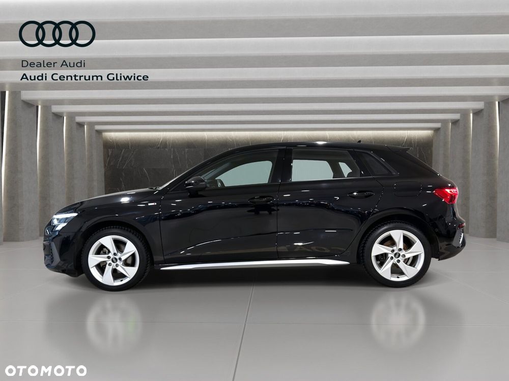 Audi A3 Sportback - 3