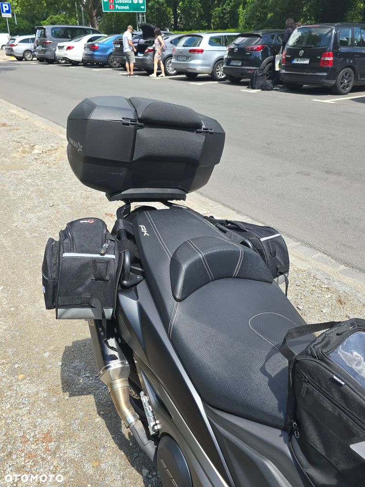Kymco AK 550 - 9