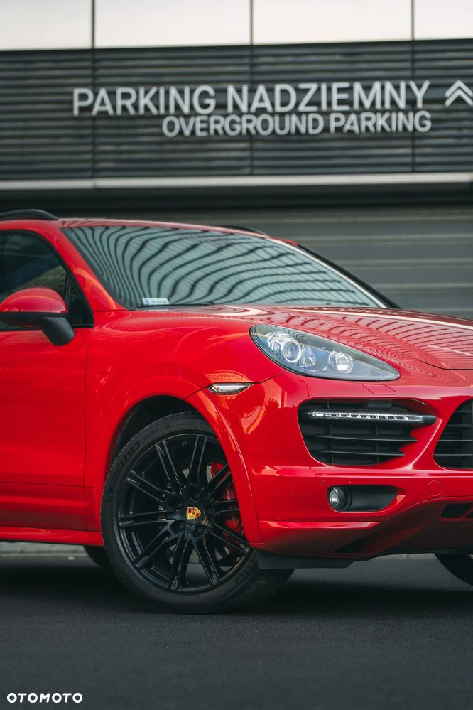 Porsche Cayenne GTS - 14
