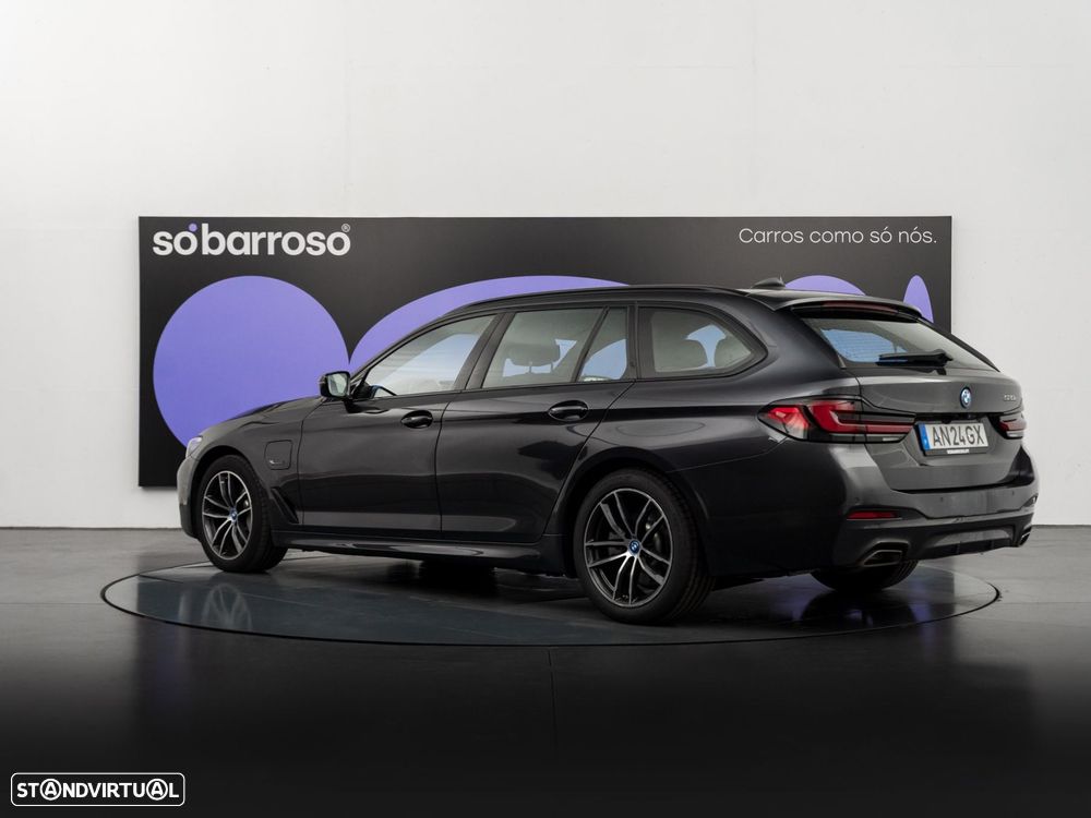 BMW 520 e Pack M - 4