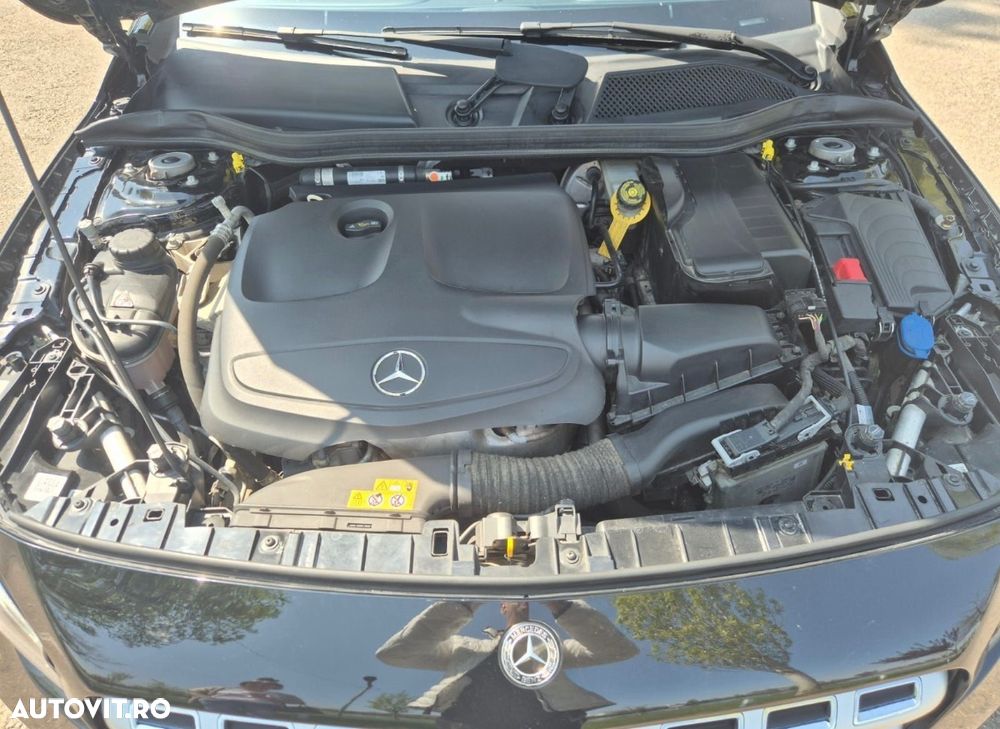 Mercedes-Benz GLA - 4