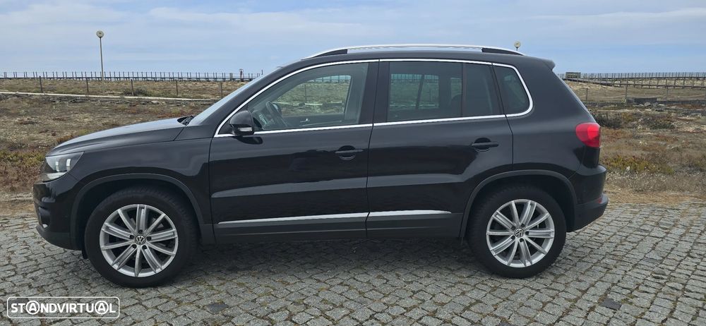 VW Tiguan 2.0 TDi Sport BlueMotion - 2