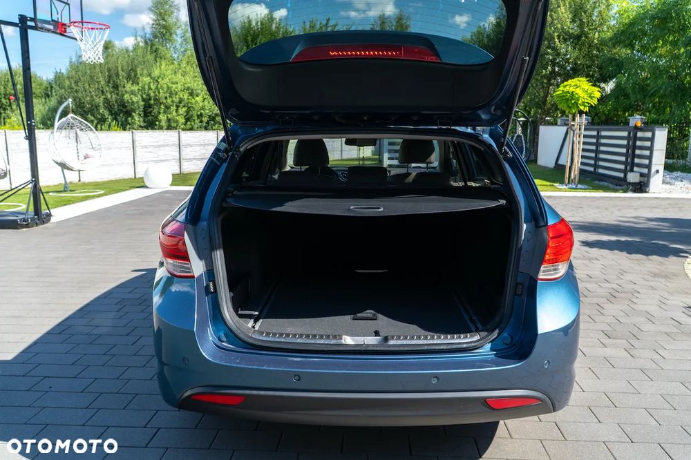 Hyundai i40 1.7 CRDi Premium - 17