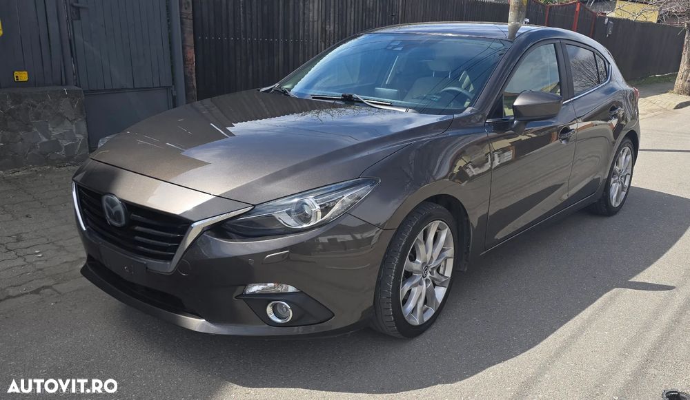 Mazda 3 G165 Revolution Top - 3