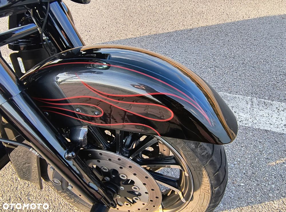 Harley-Davidson Touring Ultra Limited - 14