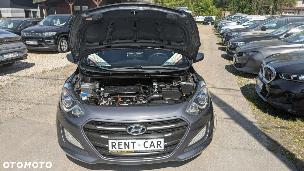 Hyundai i30 - 33