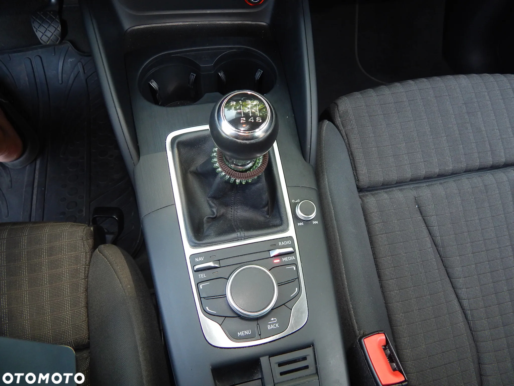 Audi A3 1.6 TDI Sportback Ambiente - 5