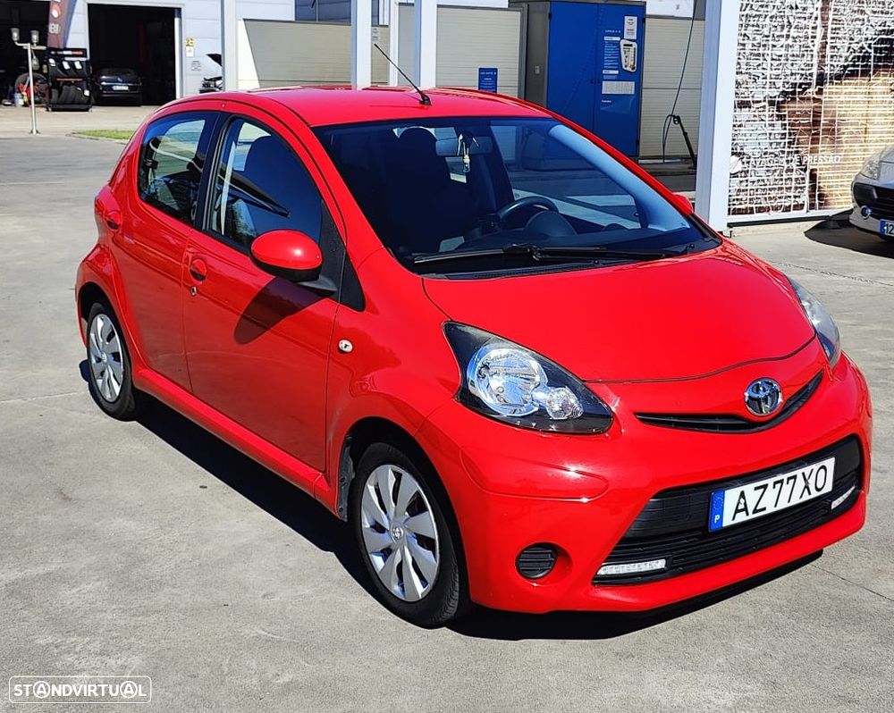 Toyota Aygo City - 16