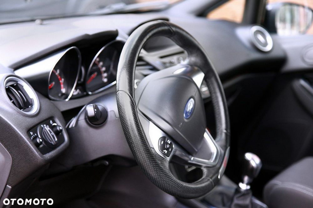 Ford Fiesta ST - 16