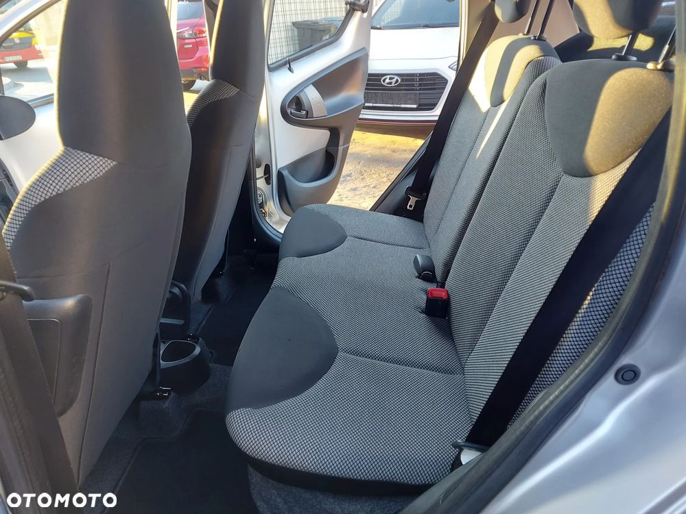 Toyota Aygo Cool&Go - 29