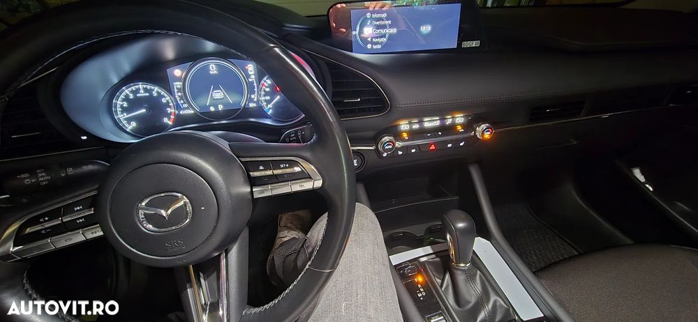 Mazda 3 G150 AT MHEV Plus - 13