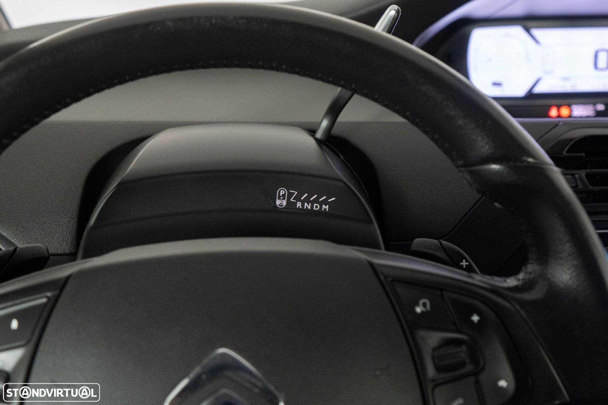 Citroën C4 Grand Picasso 1.6 BlueHDi Exclusive EAT6 - 23