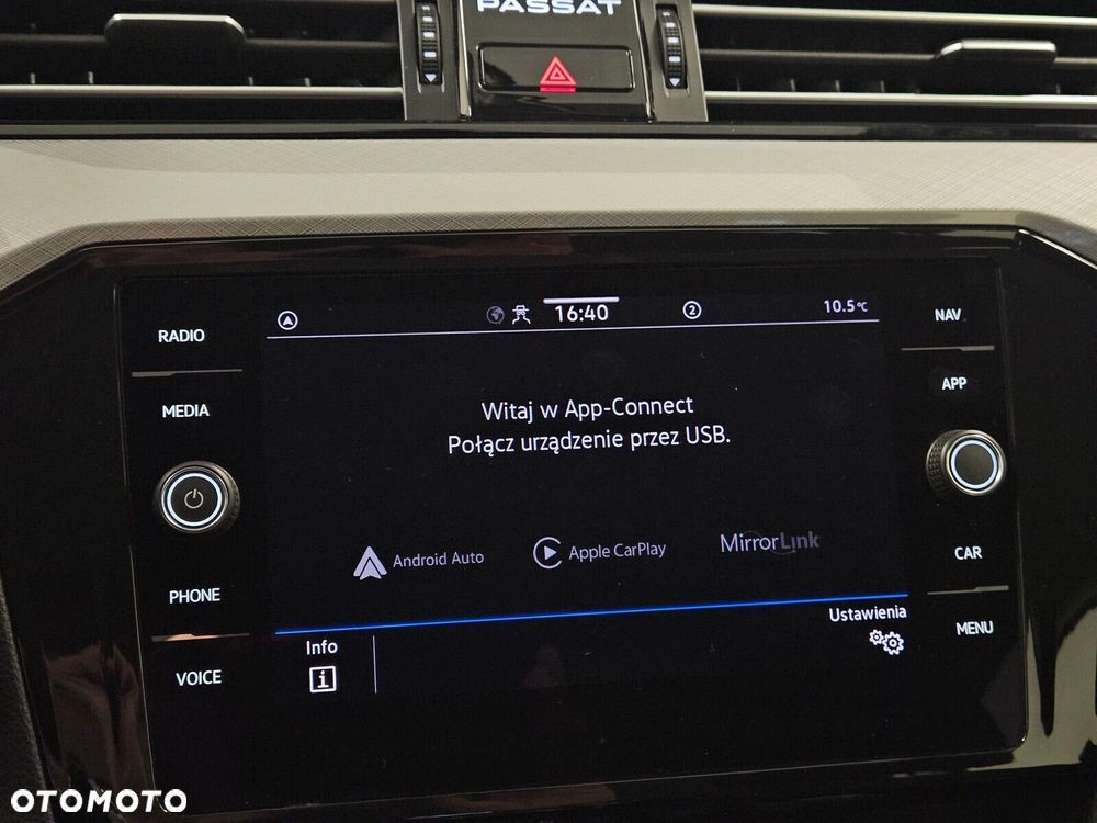 Volkswagen Passat - 22