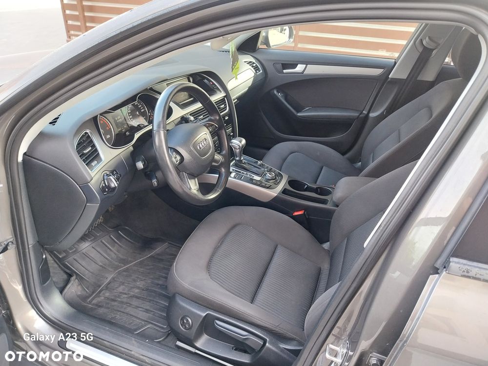 Audi A4 Avant - 6