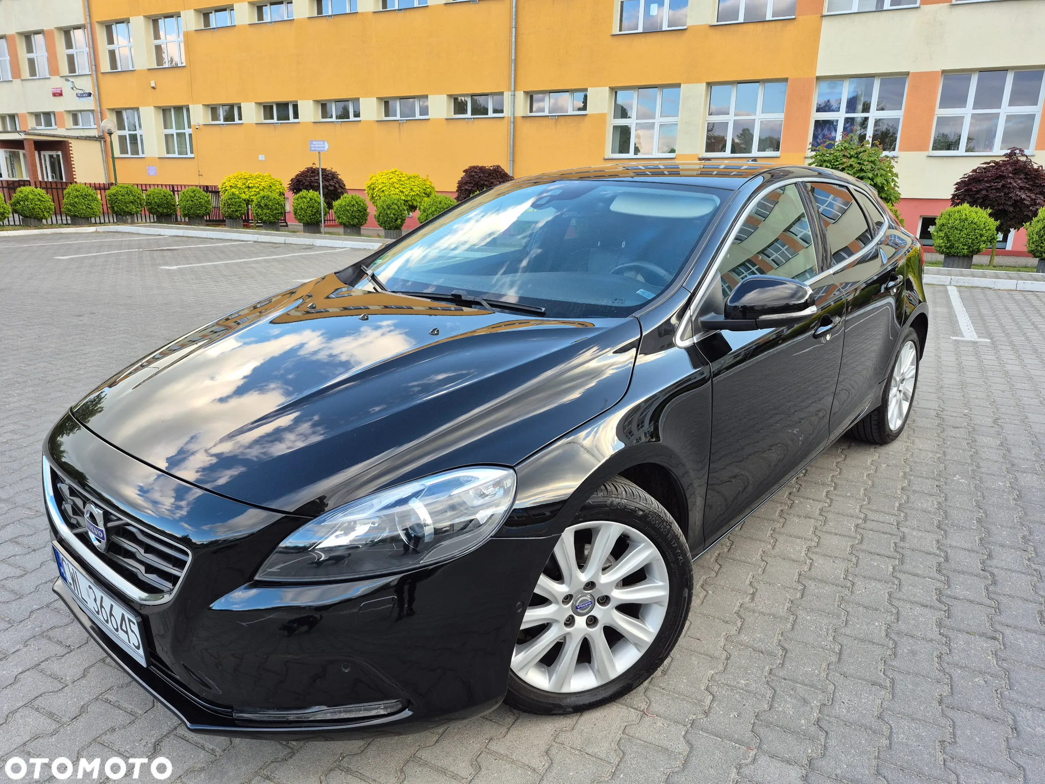 Volvo V40 D2 Drive-E Summum - 3
