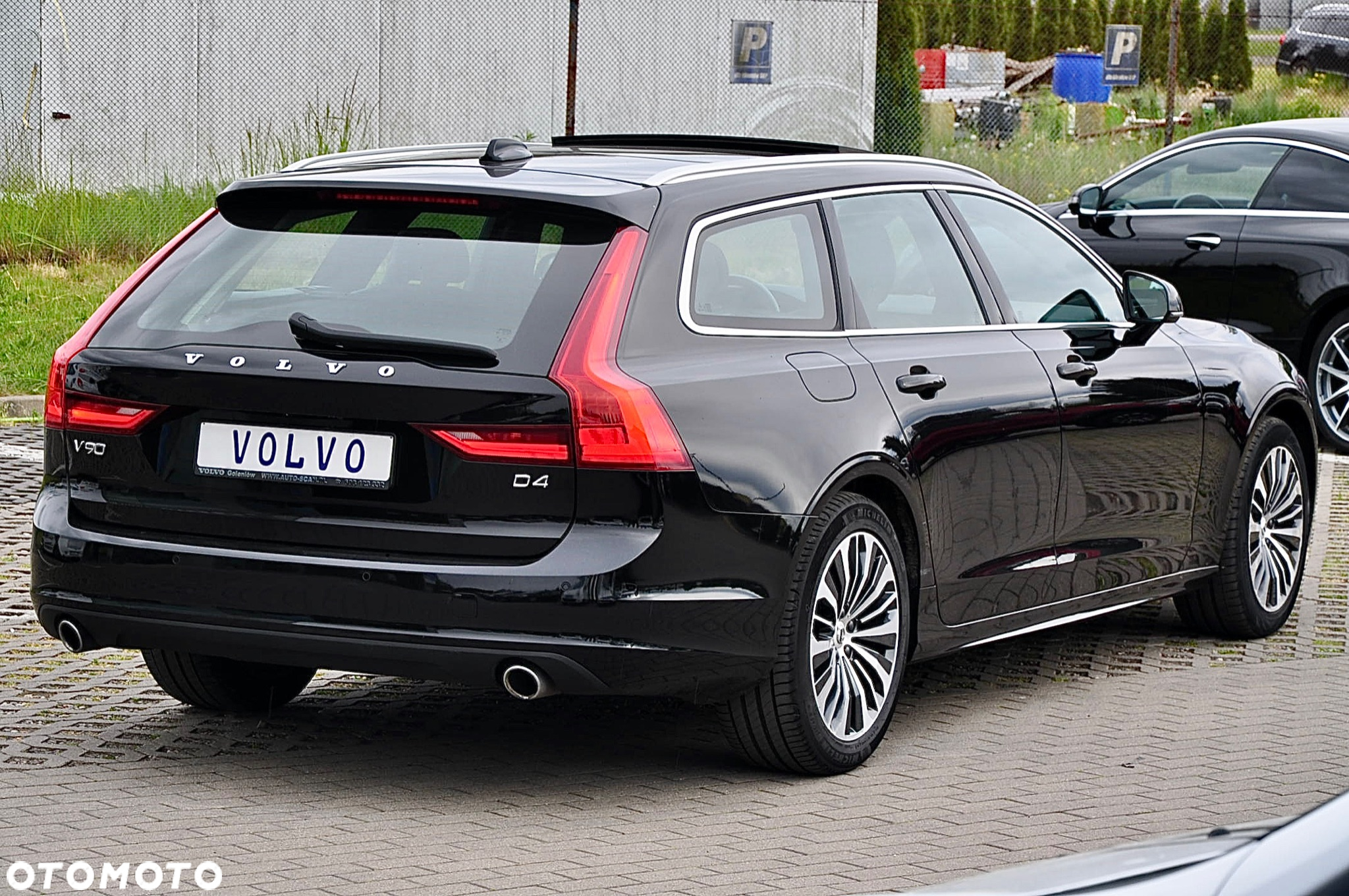 Volvo V90 D4 Geartronic Momentum Pro - 8