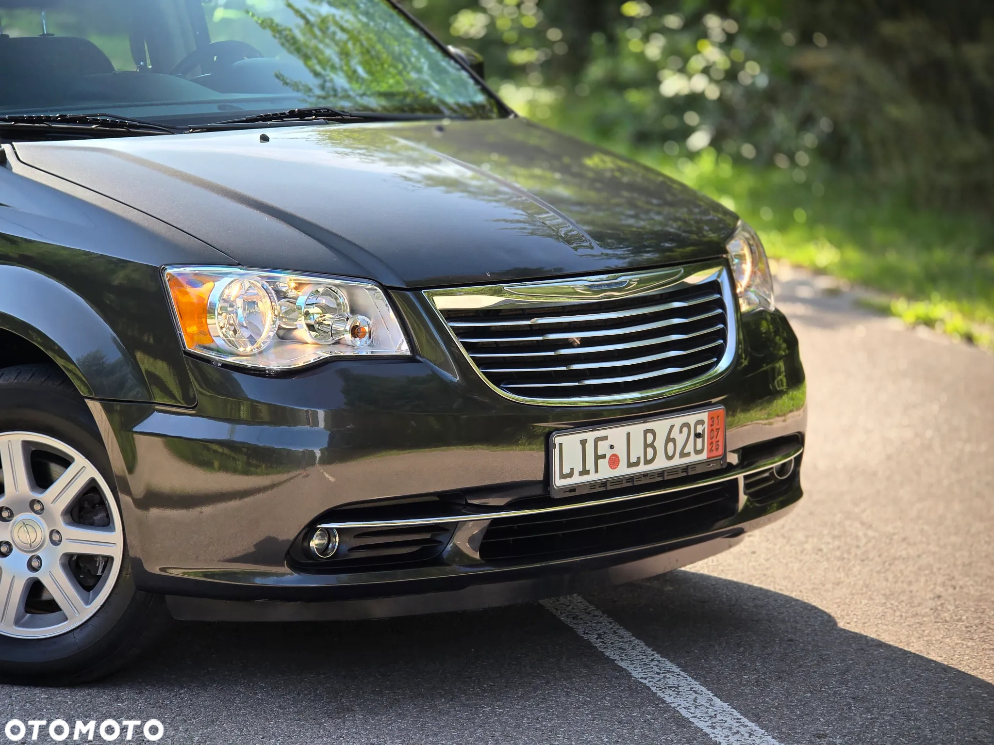 Chrysler Town & Country 3.6 Limited - 35