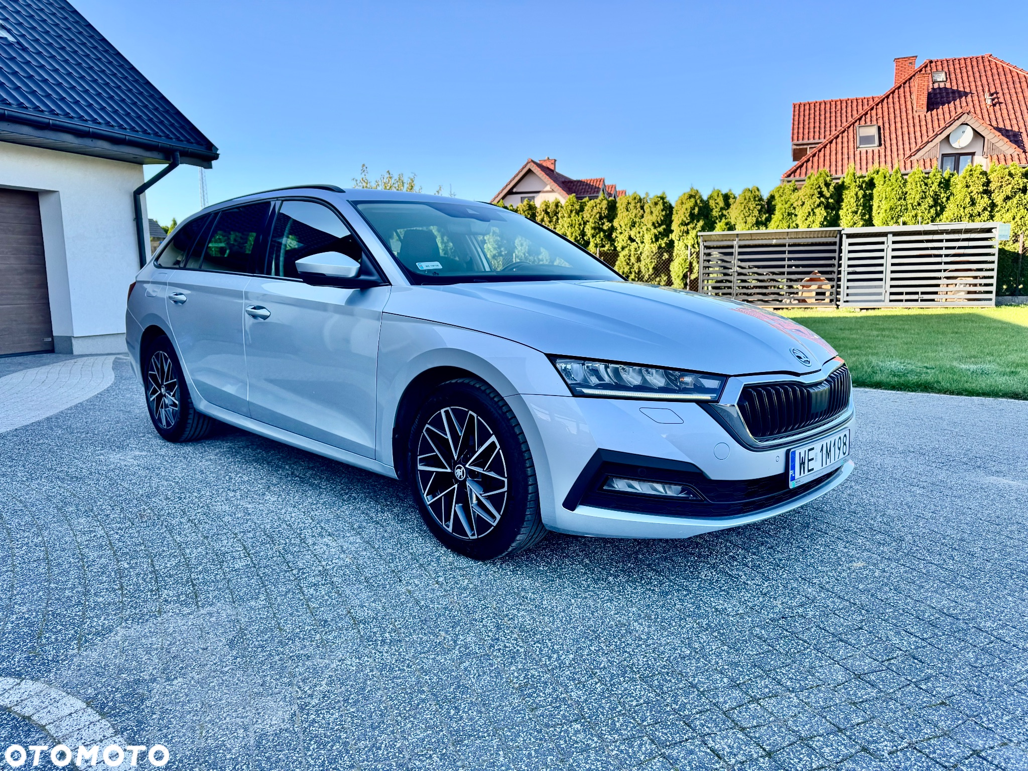 Skoda Octavia ver-2-0-tdi-scr-style - 7