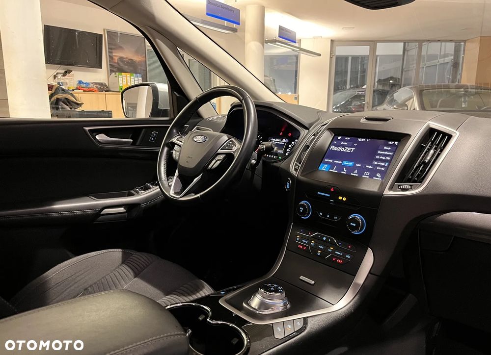 Ford S-Max 2.0 TDCi Titanium PowerShift - 24