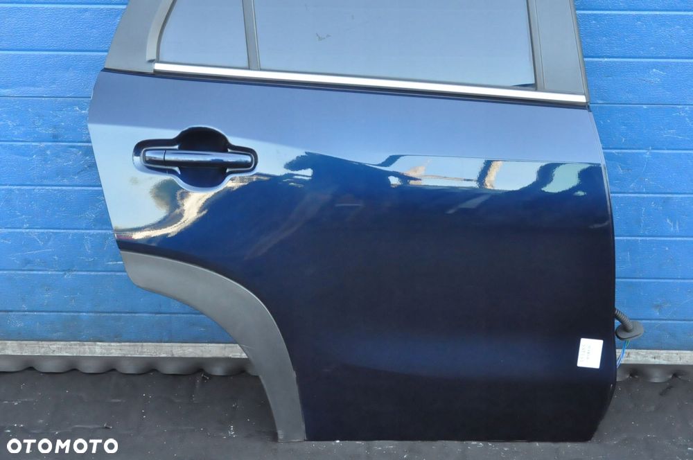 SUZUKI S-CROSS DRZWI PRAWY TYŁ TYLNE 23R - 2