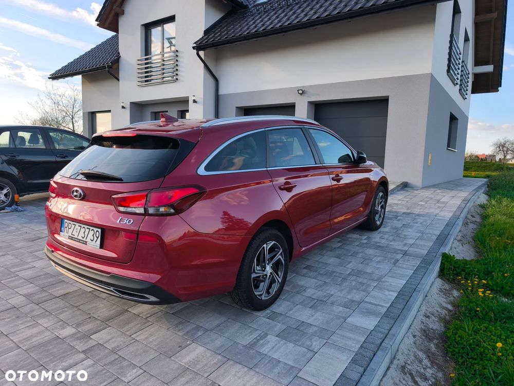 Hyundai i30 1.5 T-GDI 48V Smart - 30