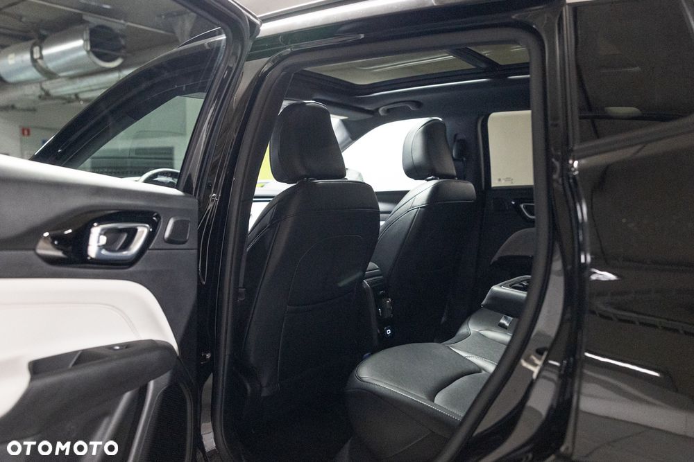 Jeep Compass - 16