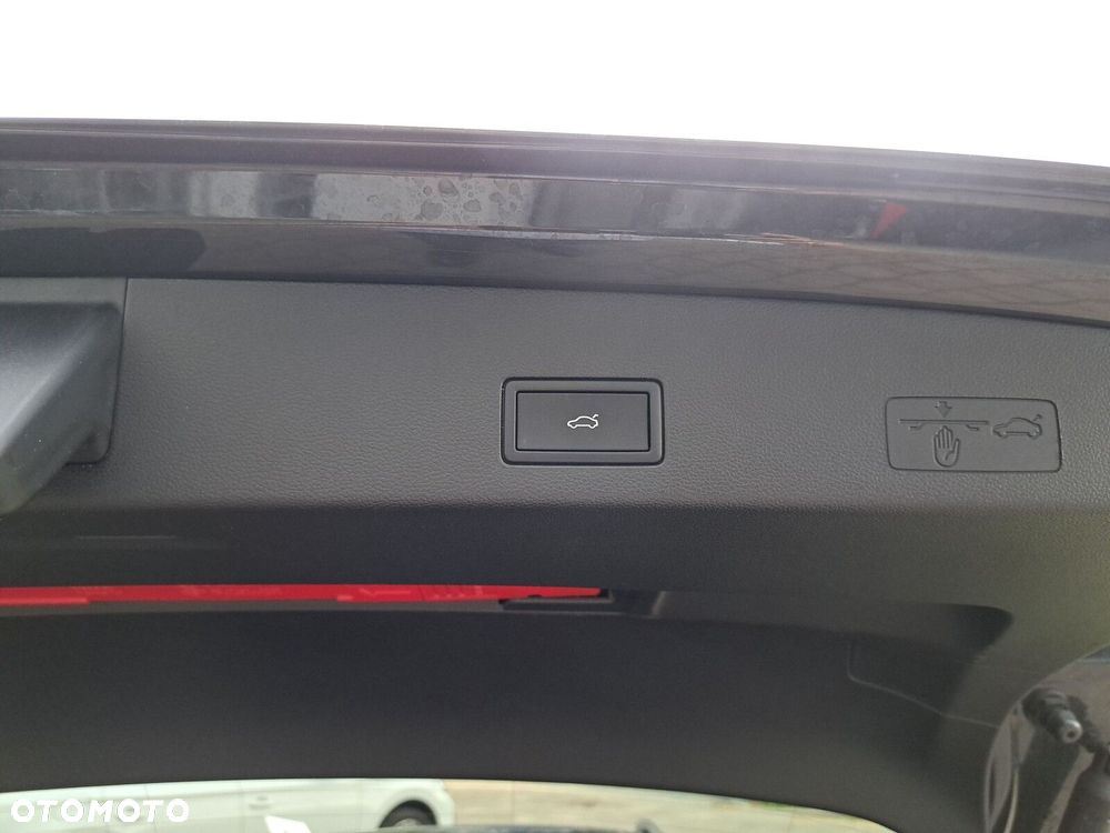 Volkswagen Golf Variant 2.0 TDI R-Line Plus DSG - 15