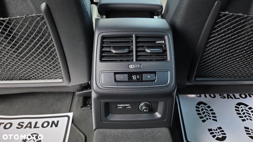 Audi A4 Limousine - 14