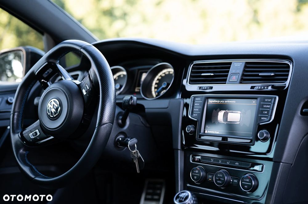 Volkswagen Golf 2.0 TSI BMT 4Mot R - 9