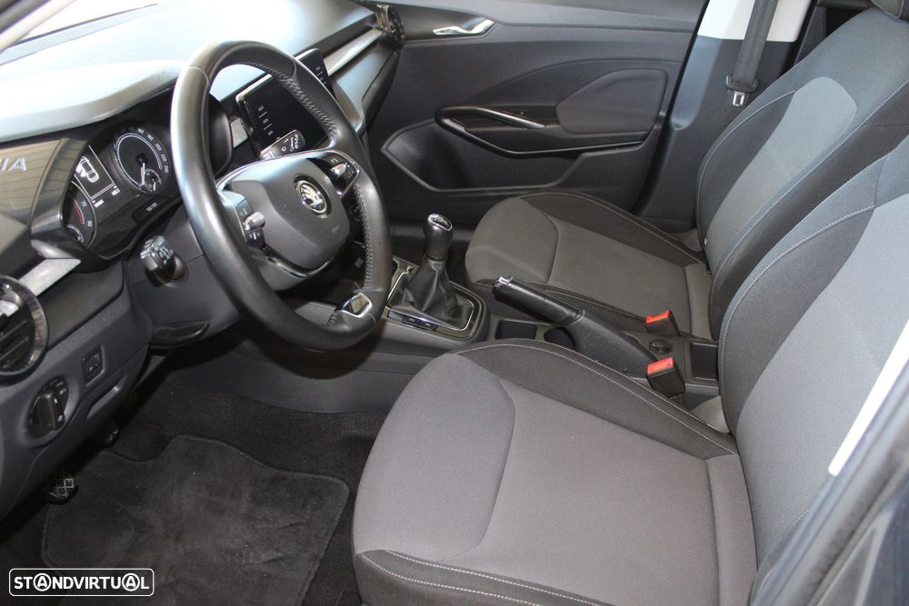 Skoda Fabia 1.0 MPI Ambition - 16